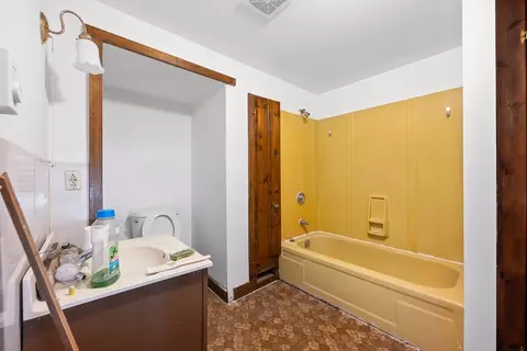 Bath - 184 E Main St, Orange, MA 01364 photo 3 of 4