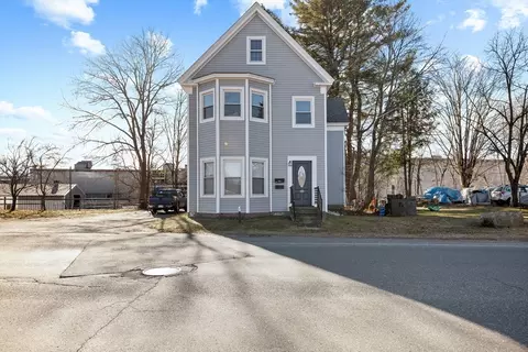Exterior - 184 E Main St, Orange, MA 01364 photo 1 of 2