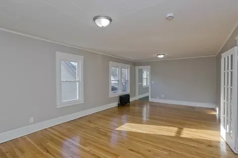 Living - 34-36 Ruskin St, Springfield, MA 01108 photo 4 of 4