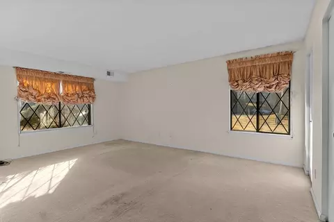 Other - 4700 N Main St #1E, Fall River, MA 02720 photo 5 of 6