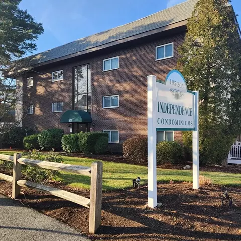 205 Independence Ave #232, Quincy, MA 02169