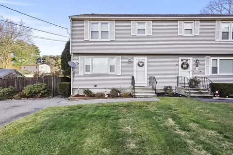 78 Azalea Dr #78, Taunton, MA 02718