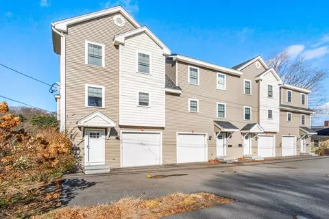 217 Main St #217, Maynard, MA 01754
