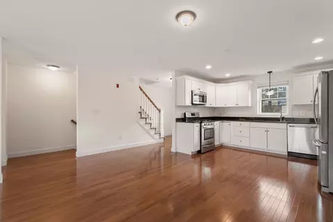 Entry Way - 217 Main St #217, Maynard, MA 01754 photo 2 of 4