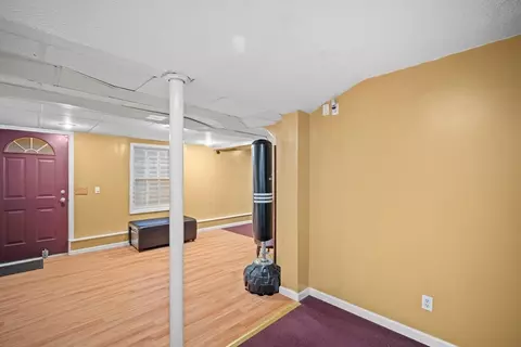 63 Agnes St, Springfield, MA 01118 photo 32