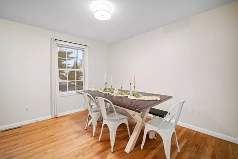 63 Agnes St, Springfield, MA 01118 photo 17