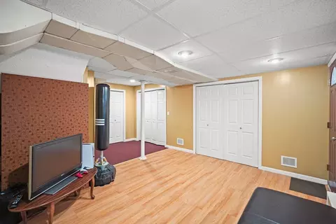 63 Agnes St, Springfield, MA 01118 photo 33