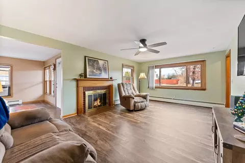 94 Jacob St, Chicopee, MA 01020 photo 15