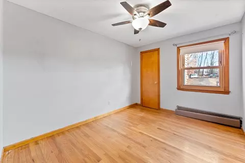 94 Jacob St, Chicopee, MA 01020 photo 22