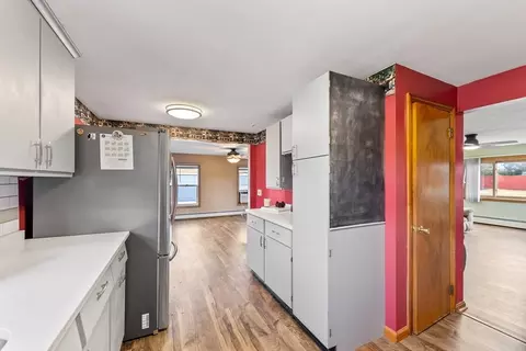 94 Jacob St, Chicopee, MA 01020 photo 14