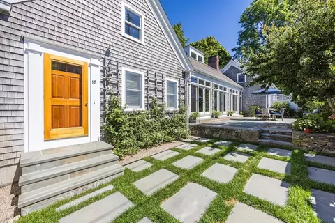 12 Fire Station Rd, Barnstable, MA 02655