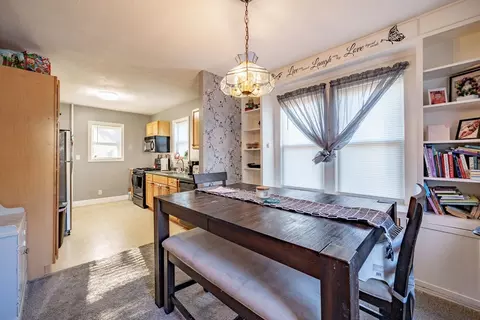 73 Beverly St, Chicopee, MA 01013 photo 6