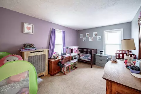 73 Beverly St, Chicopee, MA 01013 photo 14