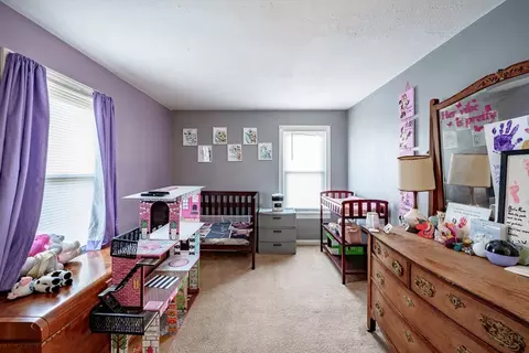 73 Beverly St, Chicopee, MA 01013 photo 15