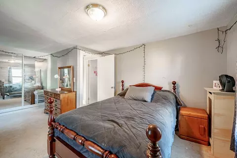 73 Beverly St, Chicopee, MA 01013 photo 20