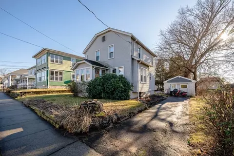 73 Beverly St, Chicopee, MA 01013 photo 25