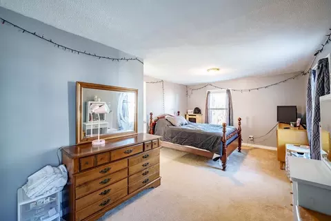 73 Beverly St, Chicopee, MA 01013 photo 21