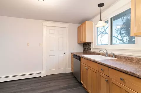 16 Highland Pl, Weymouth, MA 02190 photo 8