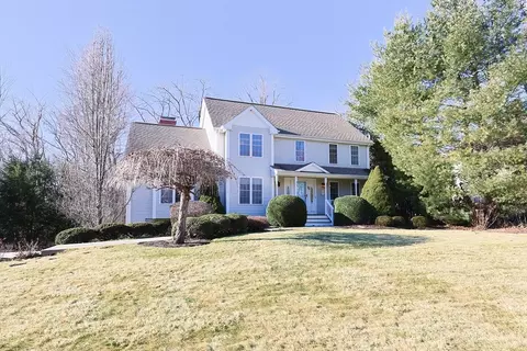 52 Quail Creek Rd, North Attleboro, MA 02760