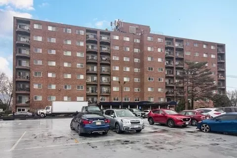 230 Willard St #401, Quincy, MA 02169