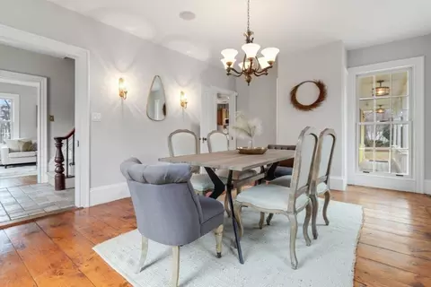 Dining - 66 Temple St, Reading, MA 01867 photo 3 of 5
