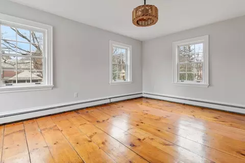 Bedroom - 66 Temple St, Reading, MA 01867 photo 2 of 6