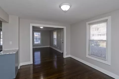 182 Massasoit St, Springfield, MA 01107 photo 13