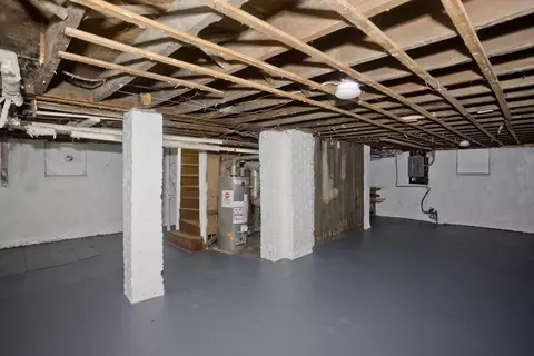 182 Massasoit St, Springfield, MA 01107 photo 37