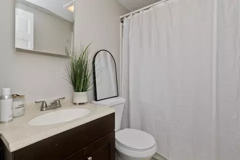 182 Massasoit St, Springfield, MA 01107 photo 19