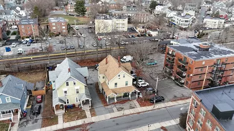 46-48 Waverly Pl, Melrose, MA 02176