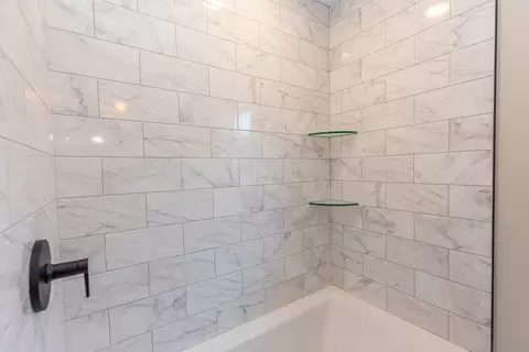 Bath - 330 Concord Rd, Billerica, MA 01821 photo 3 of 5