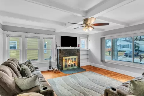 71 Gilbert Ave, Springfield, MA 01119 photo 10