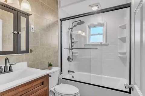 71 Gilbert Ave, Springfield, MA 01119 photo 7