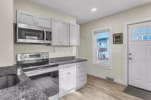 71 Gilbert Ave, Springfield, MA 01119 photo 13