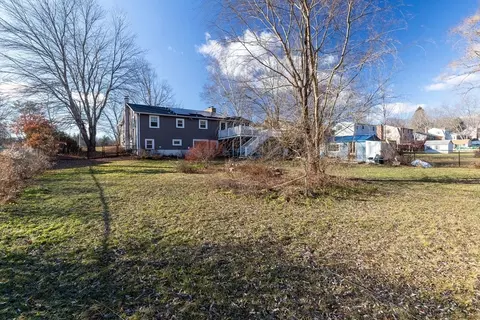 Exterior - 35 Florence Rd, Easthampton, MA 01027 photo 8 of 9