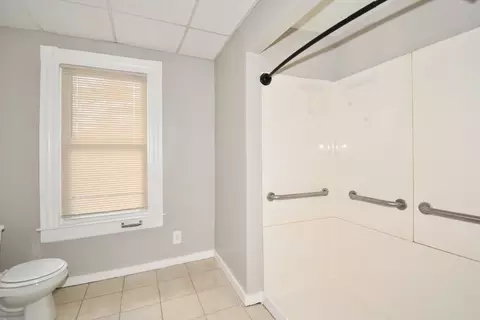 14 Lafayette St, Springfield, MA 01109 photo 10