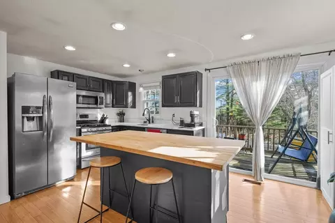 Kitchen - 81 Mayflower Ln, Wareham, MA 02538 photo 2 of 6