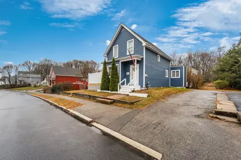 80 Winnepurkit Ave, Lynn, MA 01905