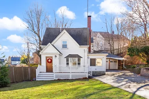 22 Clifton Ave, Salem, MA 01970