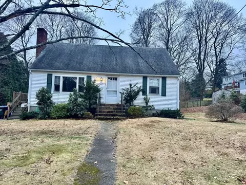 49 Eastview Rd, Hopkinton, MA 01748