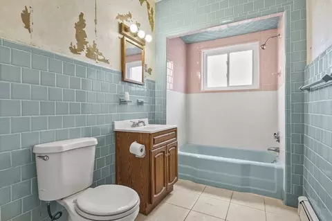 Bath - 3 Clearview Ave, Worcester, MA 01605 photo 1 of 2