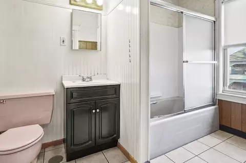 Bath - 3 Clearview Ave, Worcester, MA 01605 photo 2 of 2