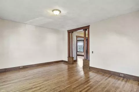 Living - 3 Clearview Ave, Worcester, MA 01605 photo 4 of 10