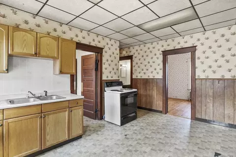 Kitchen - 3 Clearview Ave, Worcester, MA 01605 photo 3 of 5