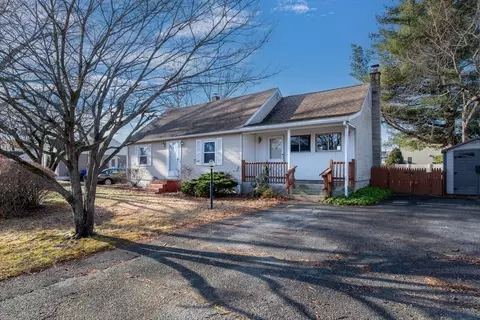 122 Spear Rd, Springfield, MA 01119