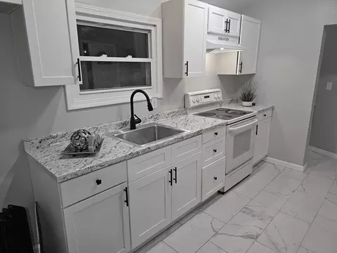108 Marble St, Springfield, MA 01105 photo 21