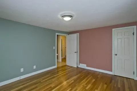 Bedroom - 29 Pilgrim Rd, Springfield, MA 01118 photo 1 of 6