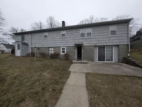 13 Brookfield Rd, Charlton, MA 01507