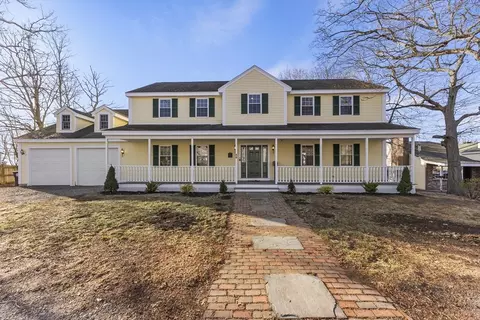 55 Overlook Rd, Weymouth, MA 02189