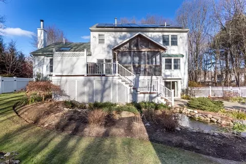 Exterior - 4 Maple Brook Ln, Franklin, MA 02038 photo 6 of 7